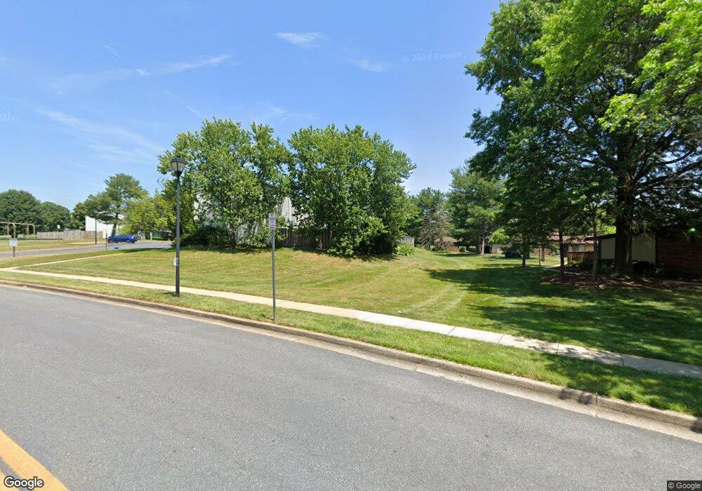 5817 Whitfield Ct, Frederick, MD 21703 - photo 1