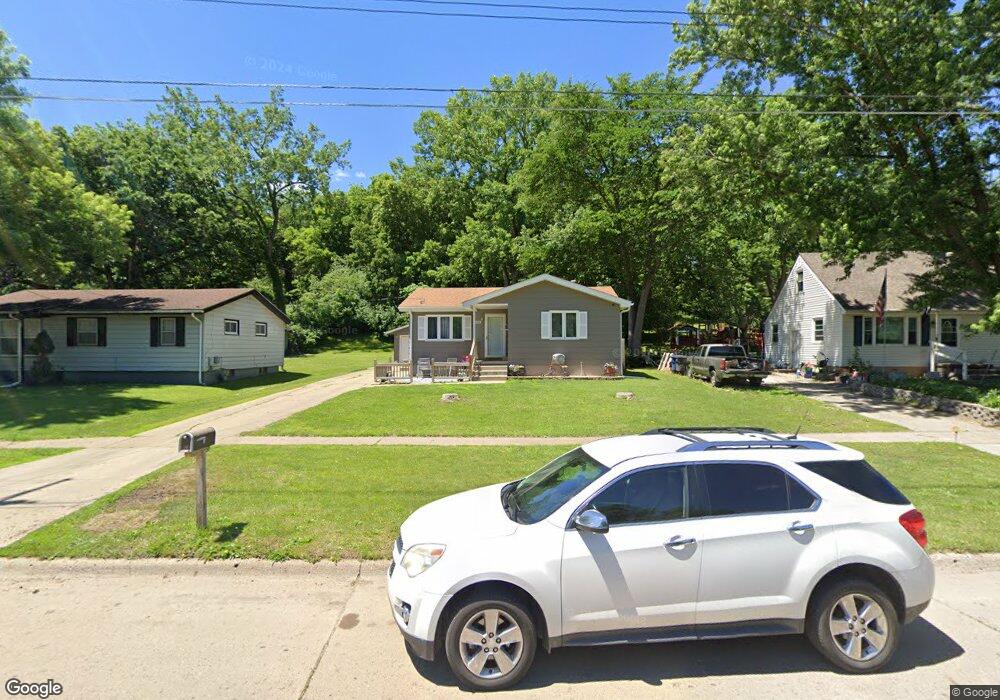 3928 Mlk jr Pkwy, Des Moines, IA 50310 - photo 1