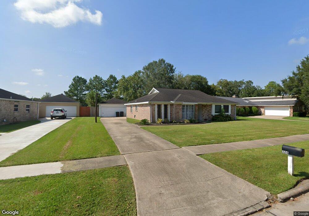 326 W Castle Harbour Dr, Friendswood, TX 77546 - photo 1