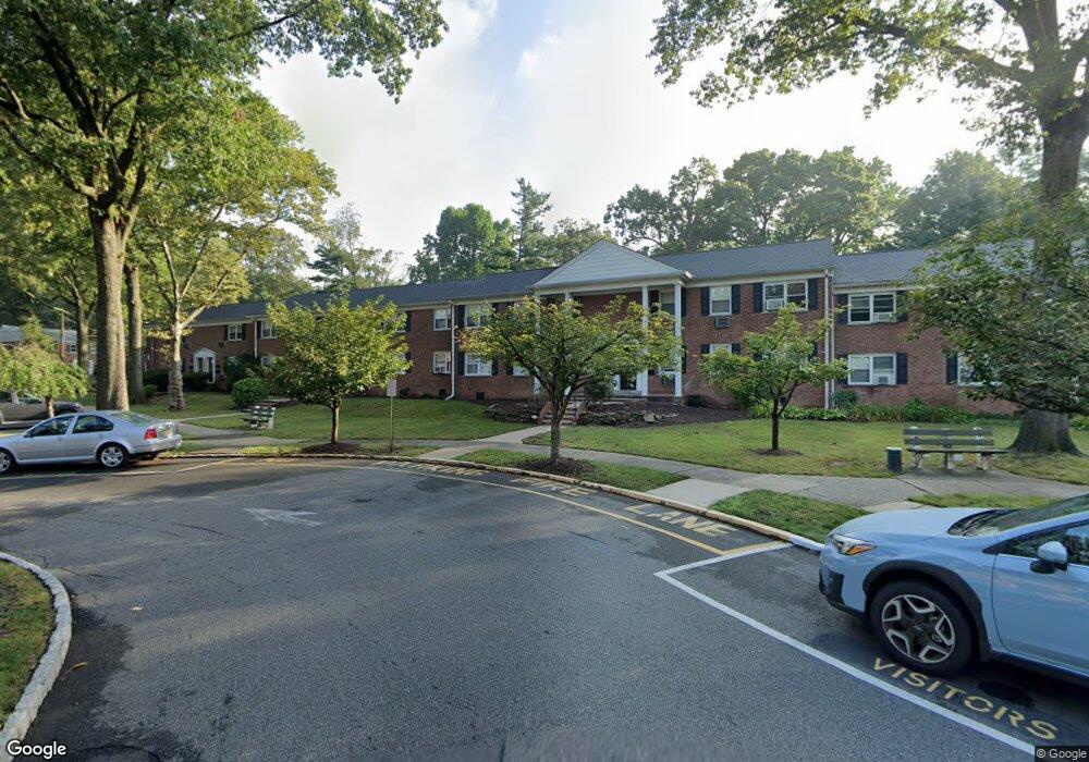 6 Robert Ct unit B3, West Orange, NJ 07052 - photo 1