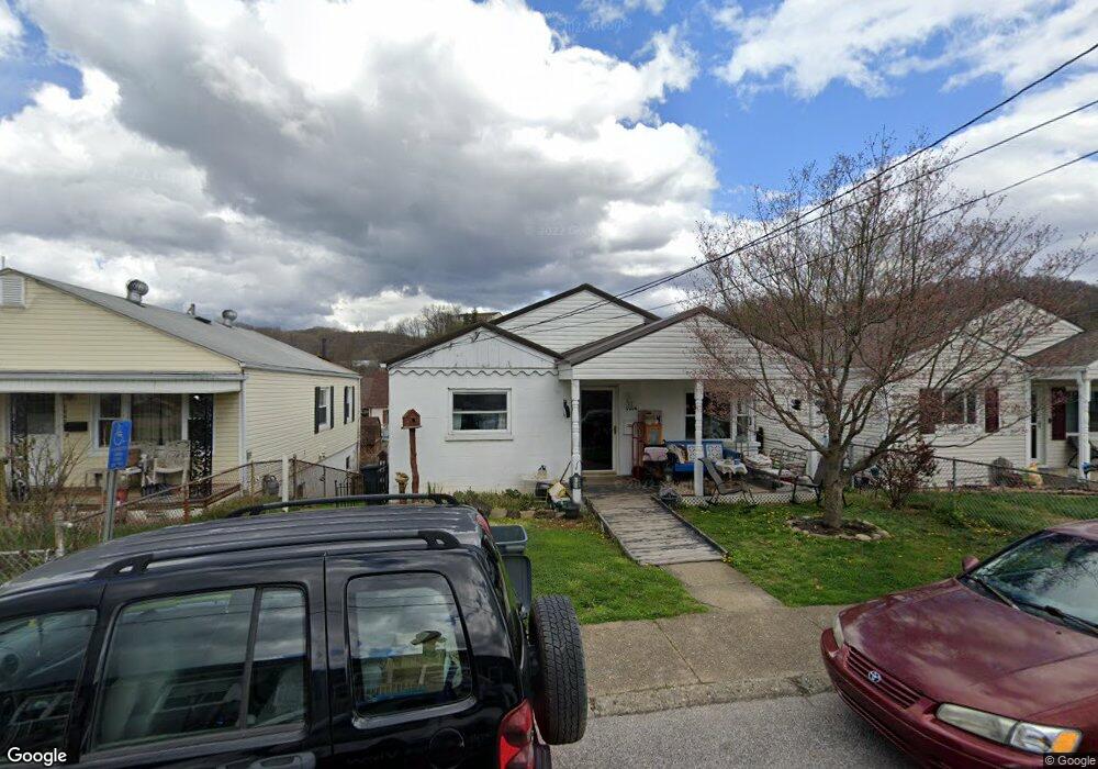 2004 Virginia Ave, Dunbar, WV 25064 - photo 1