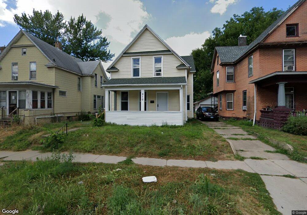 910 14 1/2 St, Rock Island, IL 61201 - photo 1