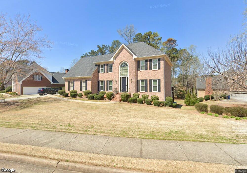 10735 Centennial Dr, Alpharetta, GA 30022 - photo 1