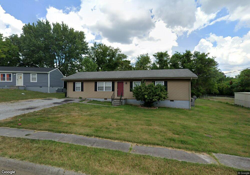 1402 Aspen Dr, Hopkinsville, KY 42240 - photo 1