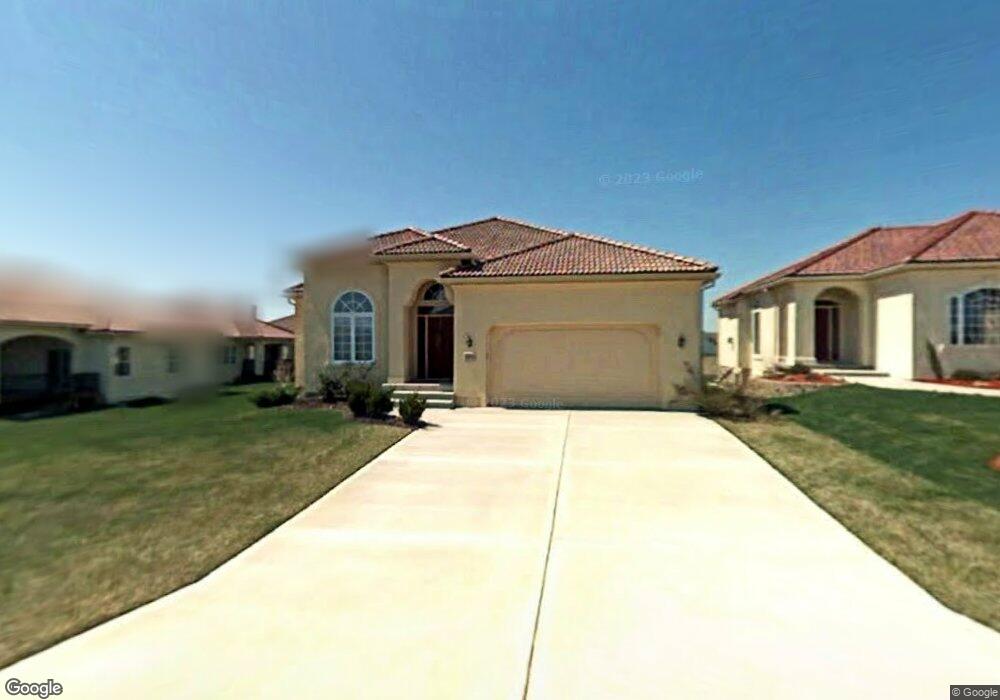 4004 SW Odell Dr, Lees Summit, MO 64082 - photo 1