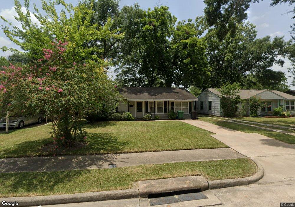 3930 Zephyr St, Houston, TX 77021 - photo 1