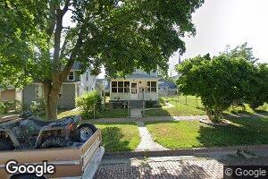 350 9th St, Moline, IL 61265