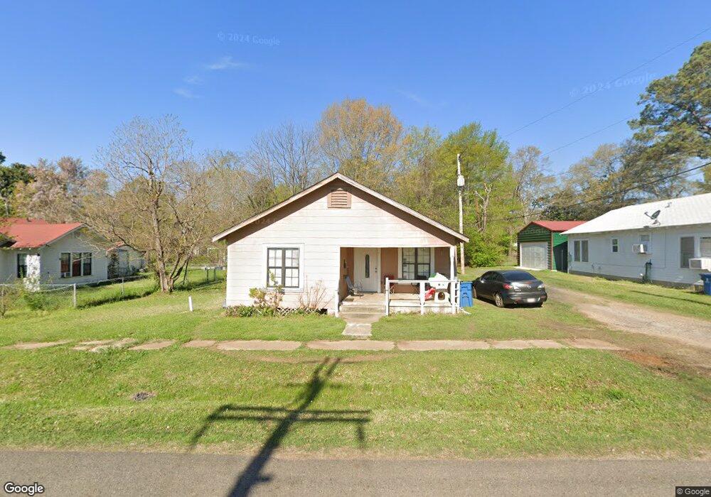 311 S Spruce St, Vivian, LA 71082 - photo 1