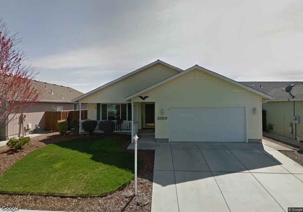 2020 Lara Ln, Central Point, OR 97502 - photo 1