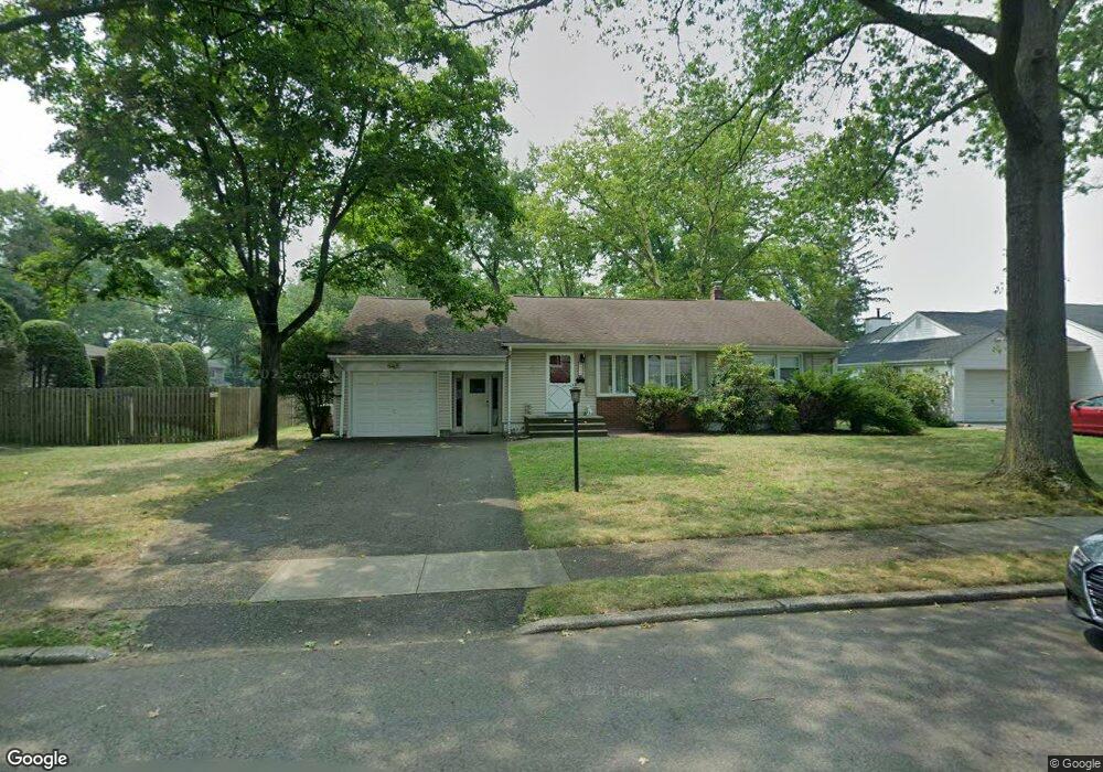 574 Dover St, Paramus, NJ 07652 - photo 1