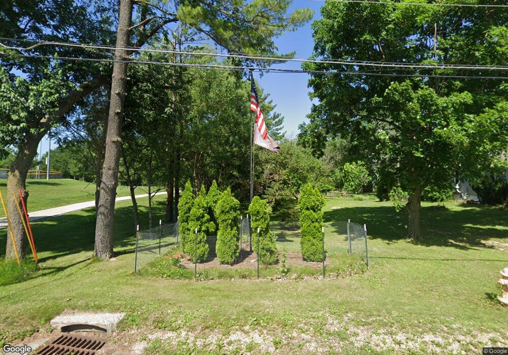 1424 N Gaines St unit 1, Davenport, IA 52804 - photo 1