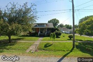 506 E Broad St, Raymond, IL 62560