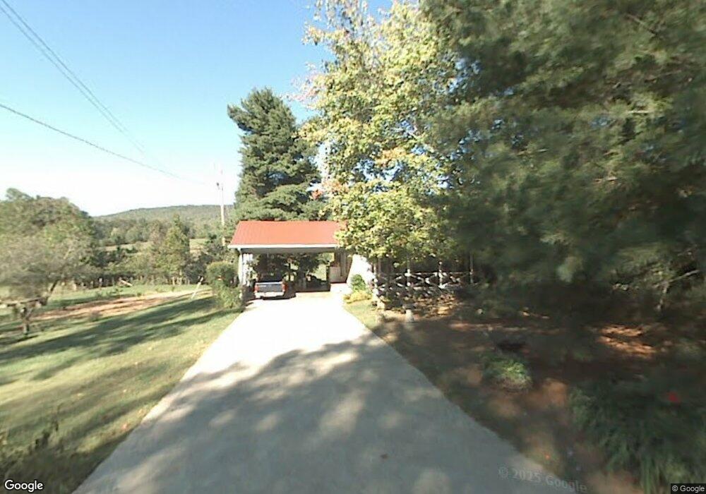 2428 Dripping Springs Rd, La Fayette, GA 30728 - photo 1