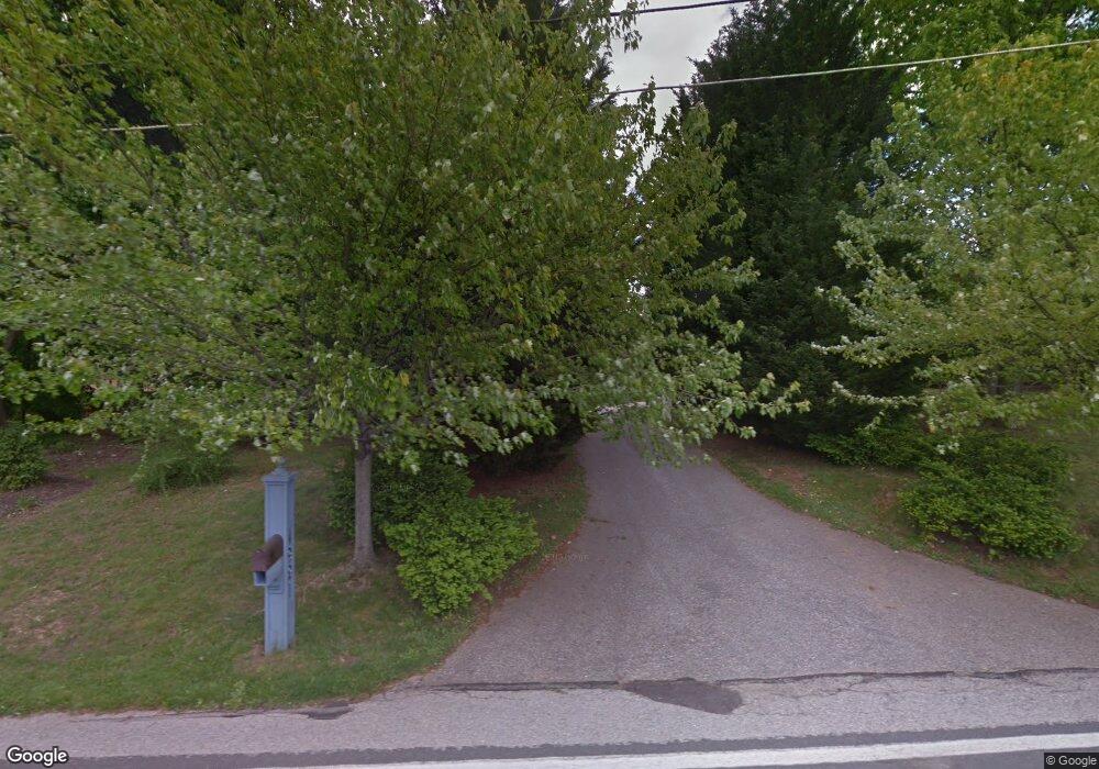 4921 Bushey Rd, Sykesville, MD 21784 - photo 1