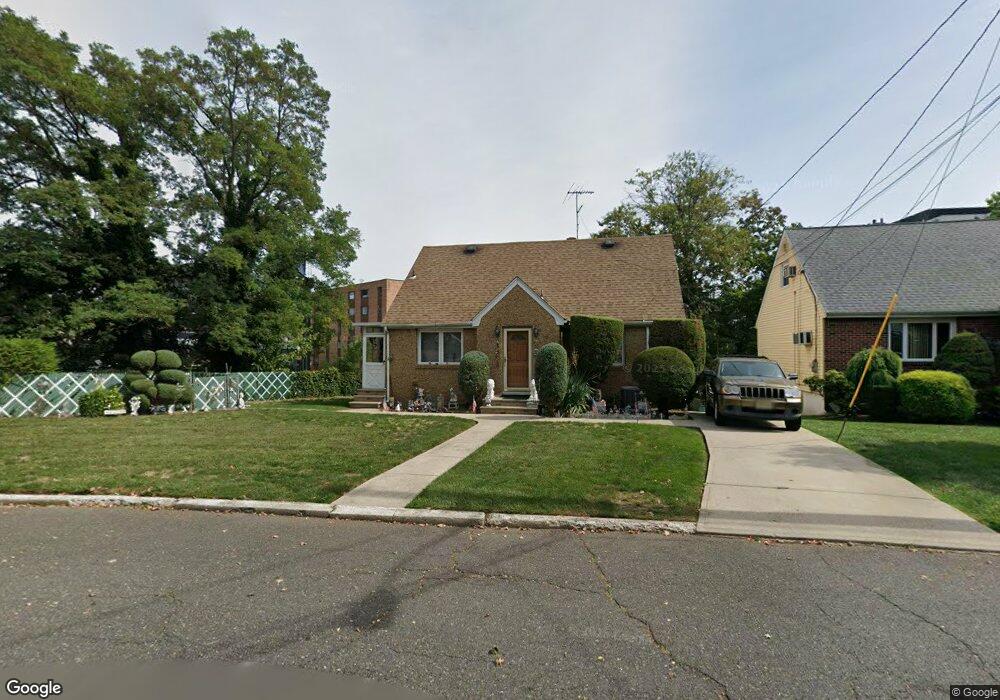 602 Longview Place, Hasbrouck Heights, NJ 07604 - photo 1