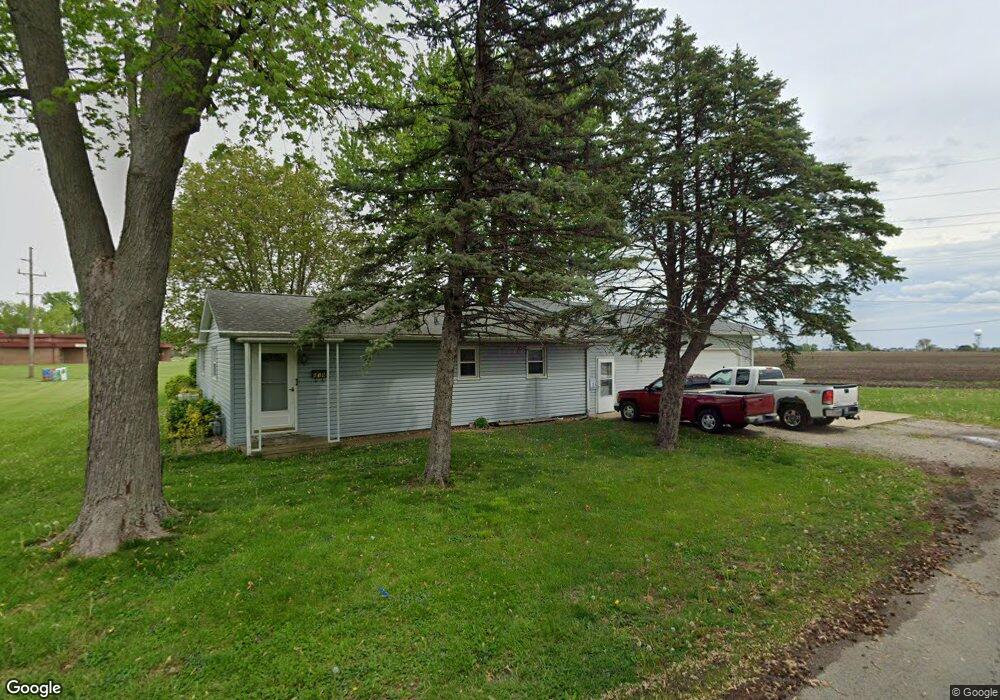 618 Denver St, Lincoln, IL 62656 - photo 1