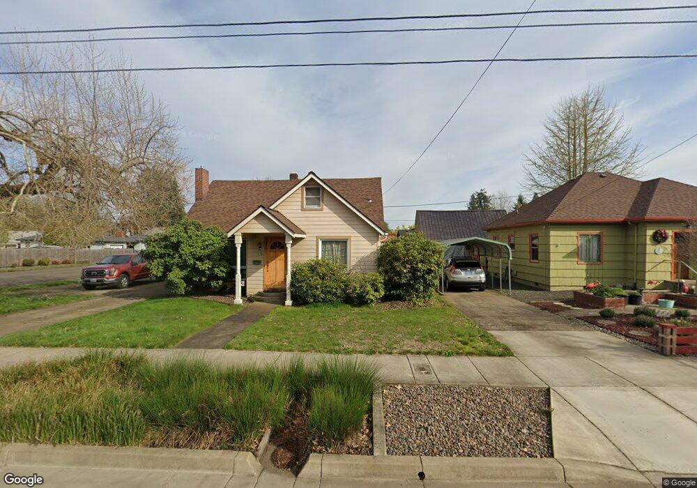 1335 9th Ave SW, Albany, OR 97321 - photo 1