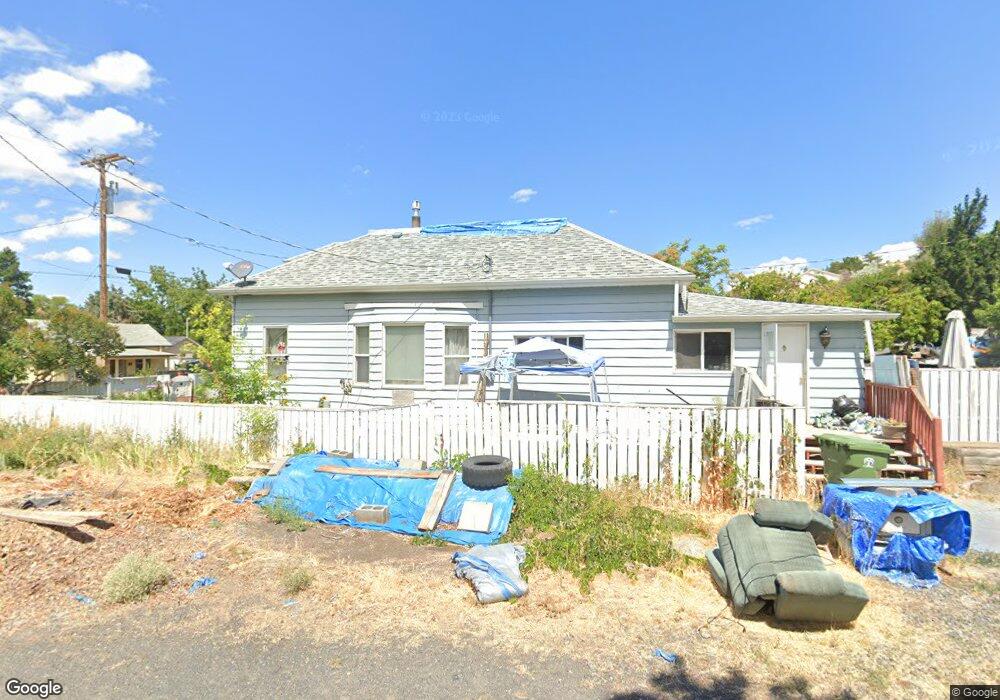 380 S Gilmore St, Heppner, OR 97836 - photo 1