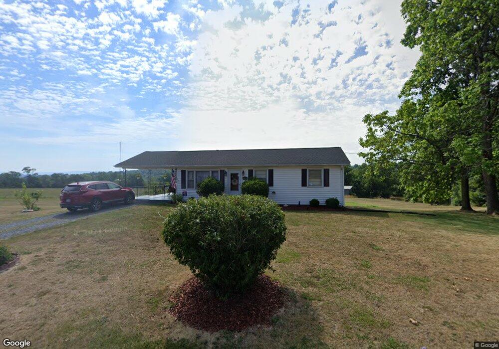 1366 Ridge Hollow Rd, Edinburg, VA 22824 - photo 1