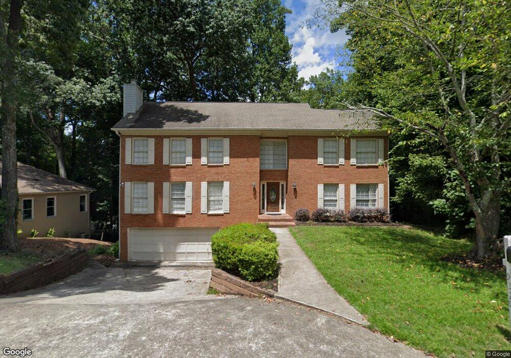 9320 N Lake Dr, Roswell, GA 30076 - photo 1