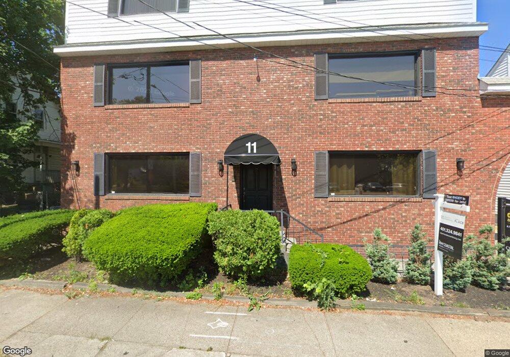 11 George St unit 2 A, Pawtucket, RI 02860 - photo 1