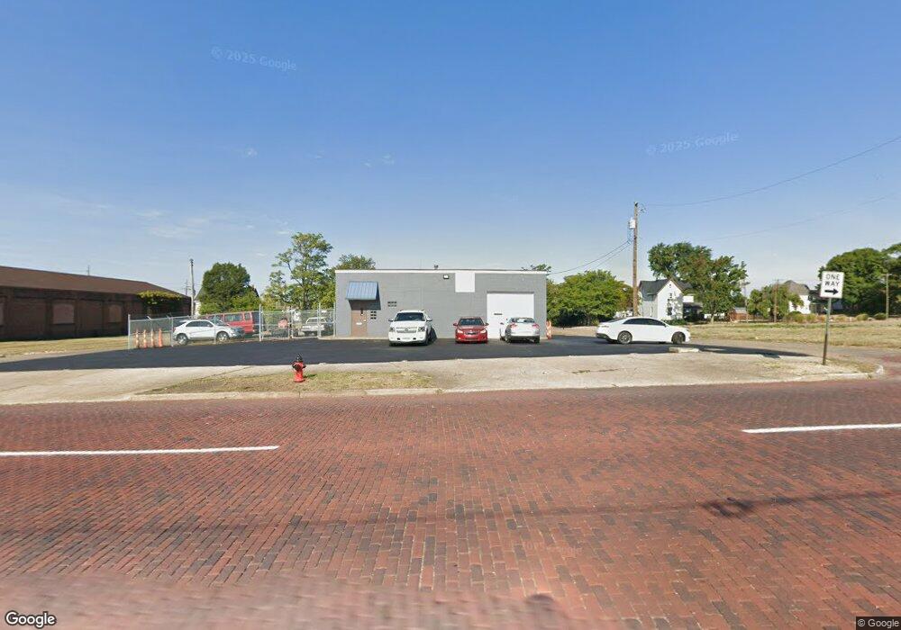 805 Cleveland Ave SW, Canton, OH 44702 - photo 1