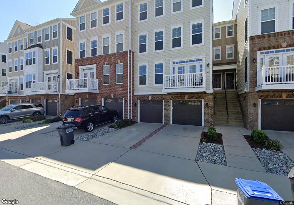 42221 Canary Grass Square unit 42221, Aldie, VA 20105 - photo 1