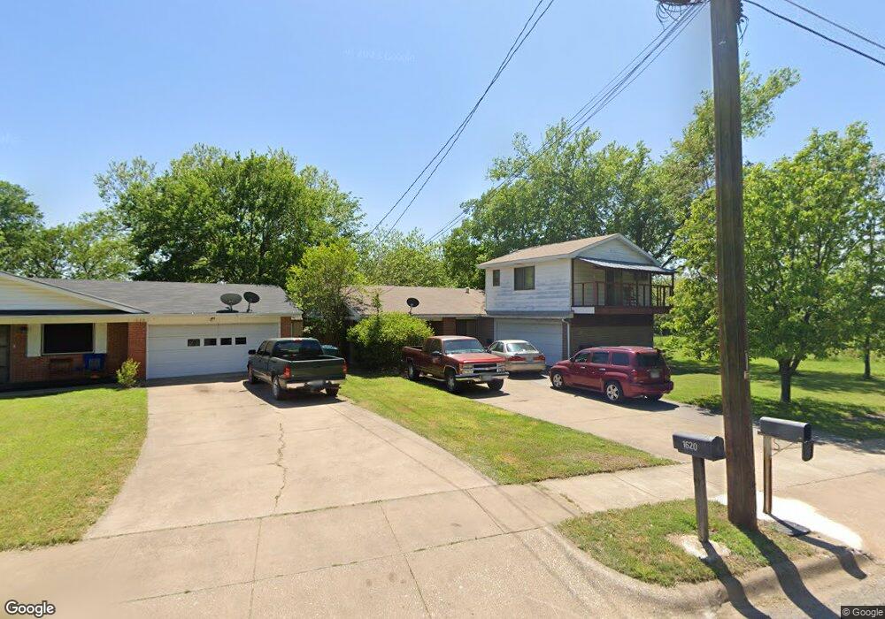 1616 E Hilton St, Sherman, TX 75090 - photo 1