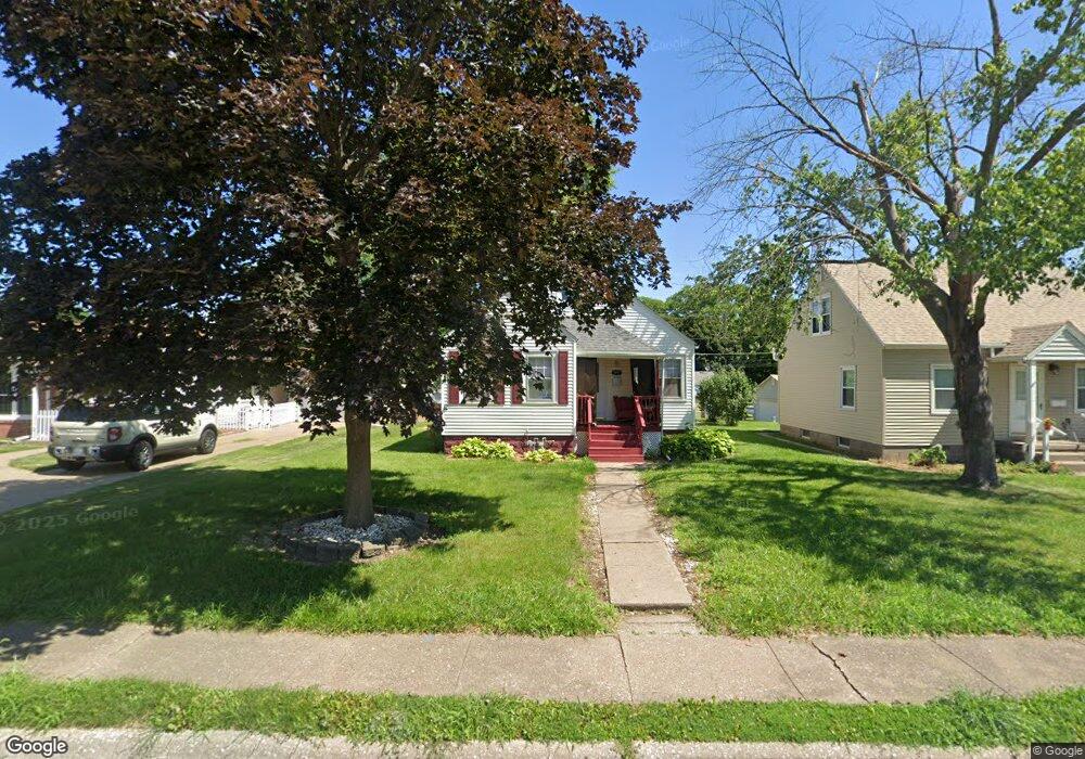 2226 W Rusholme St, Davenport, IA 52804 - photo 1