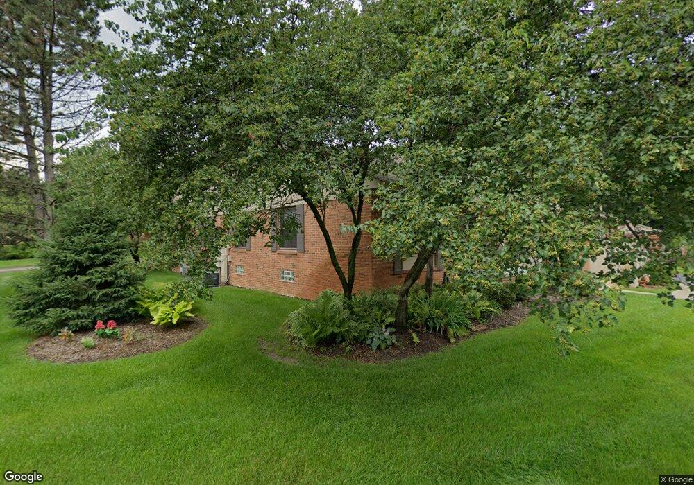 7072 Nottingham, West Bloomfield, MI 48322 - photo 1