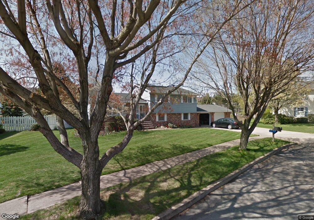 220 Greenwave Blvd, Kingston, PA 18704 - photo 1