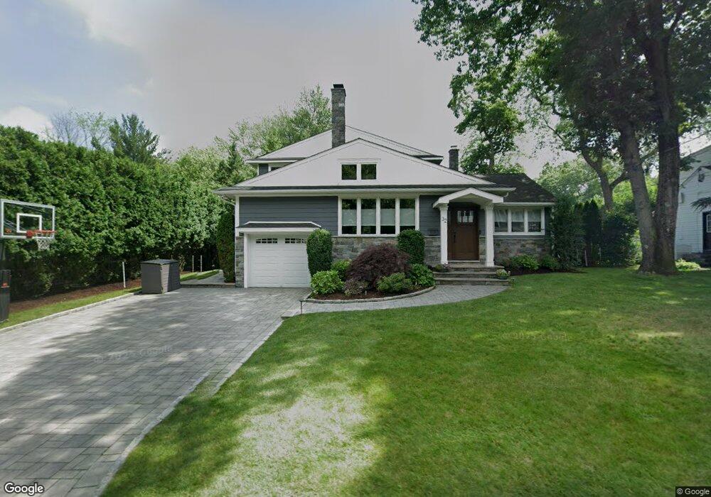 32 Evans Rd, Cresskill, NJ 07626 - photo 1