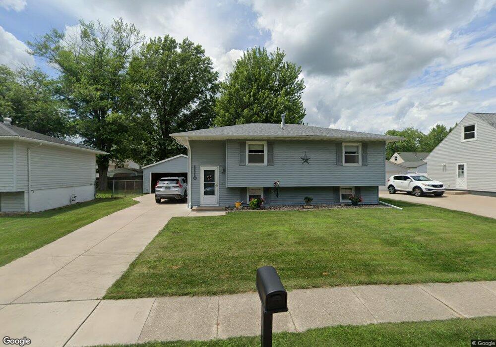 1110 N Blanchard St, Davenport, IA 52804 - photo 1