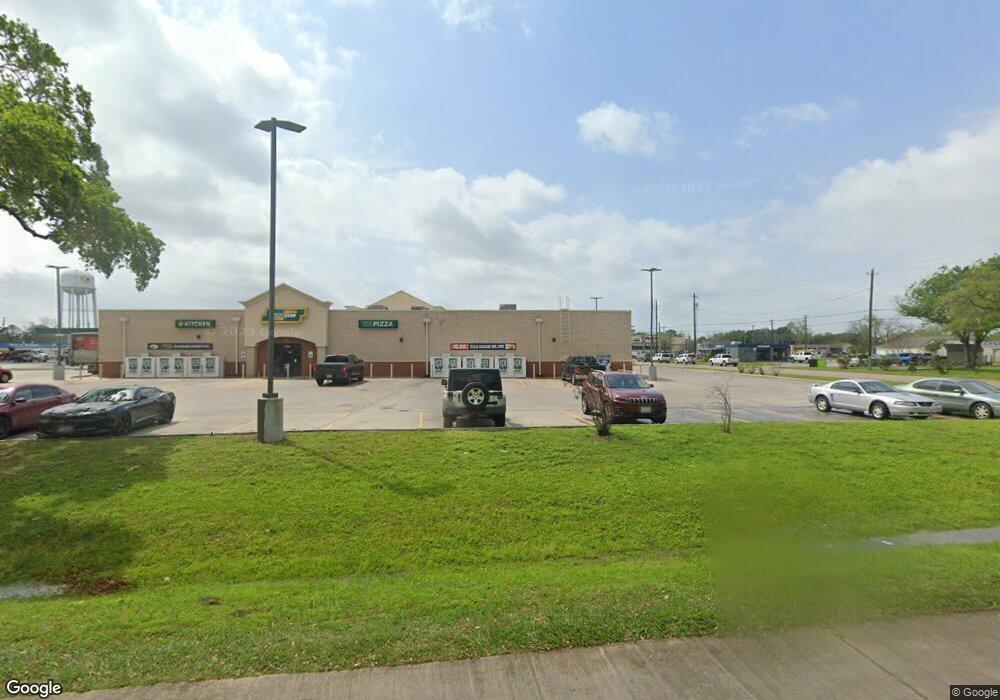 3106 8th St, Bay City, TX 77414 - photo 1