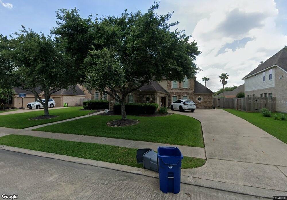 1001 High Ridge Dr, Friendswood, TX 77546 - photo 1
