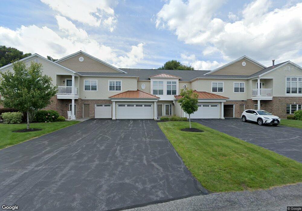 301 Vly Point Dr, Schenectady, NY 12309 - photo 1