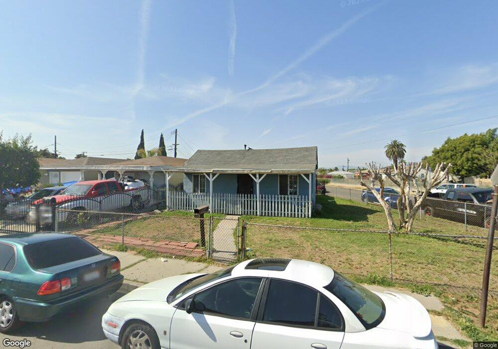 913 W Cedar St, Compton, CA 90220 - photo 1