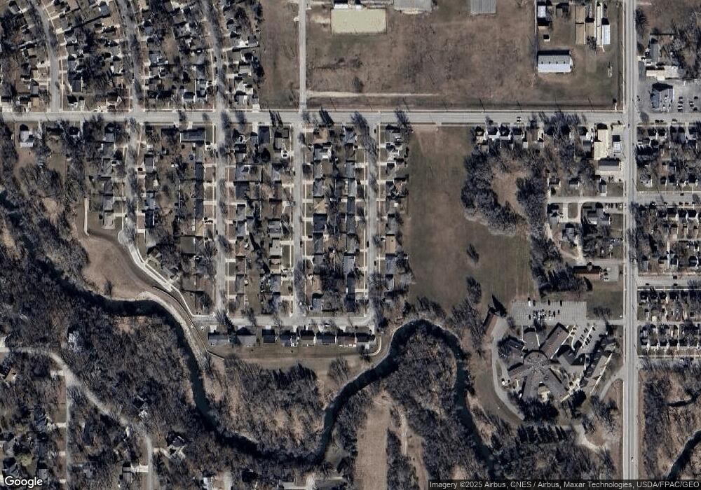 1004 15th St SW, Austin, MN 55912 - photo 1