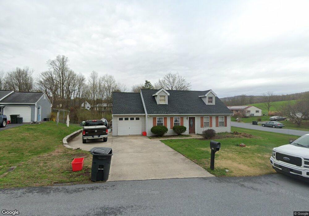 935 Daniel Dr, Stevens, PA 17578 - photo 1