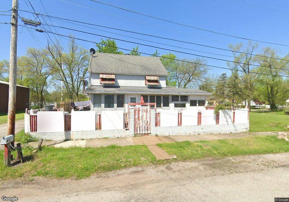 907 12th St, Elkhart, IN 46516 - photo 1