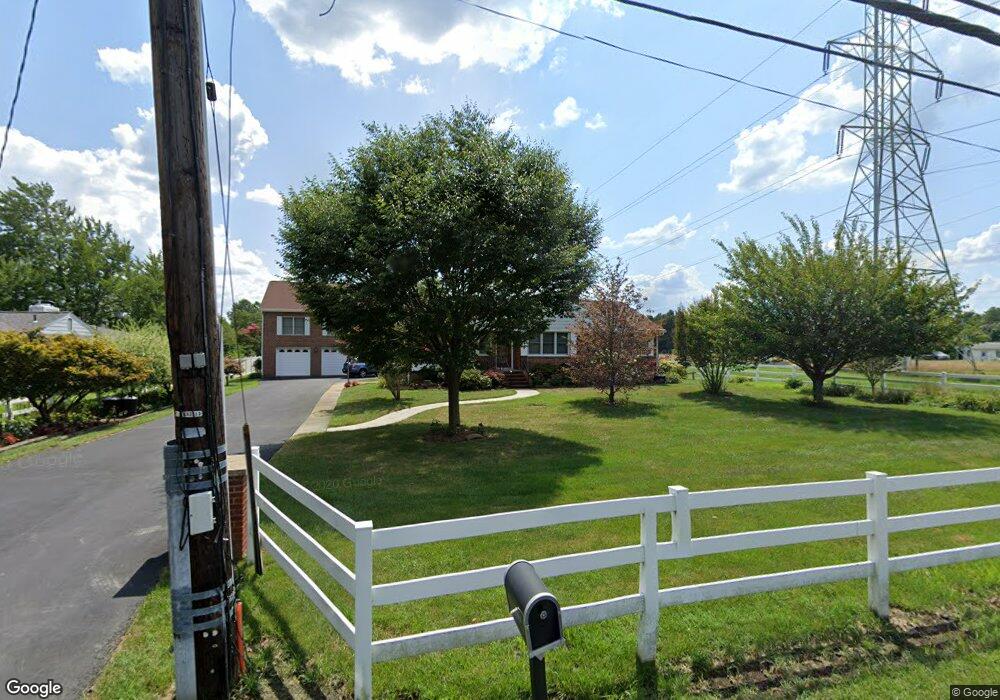 10517 Scaggsville Rd, Laurel, MD 20723 - photo 1