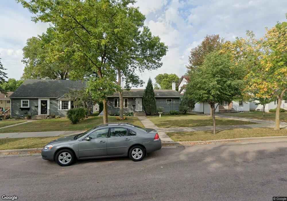 1116 S Washington St, New Ulm, MN 56073 - photo 1
