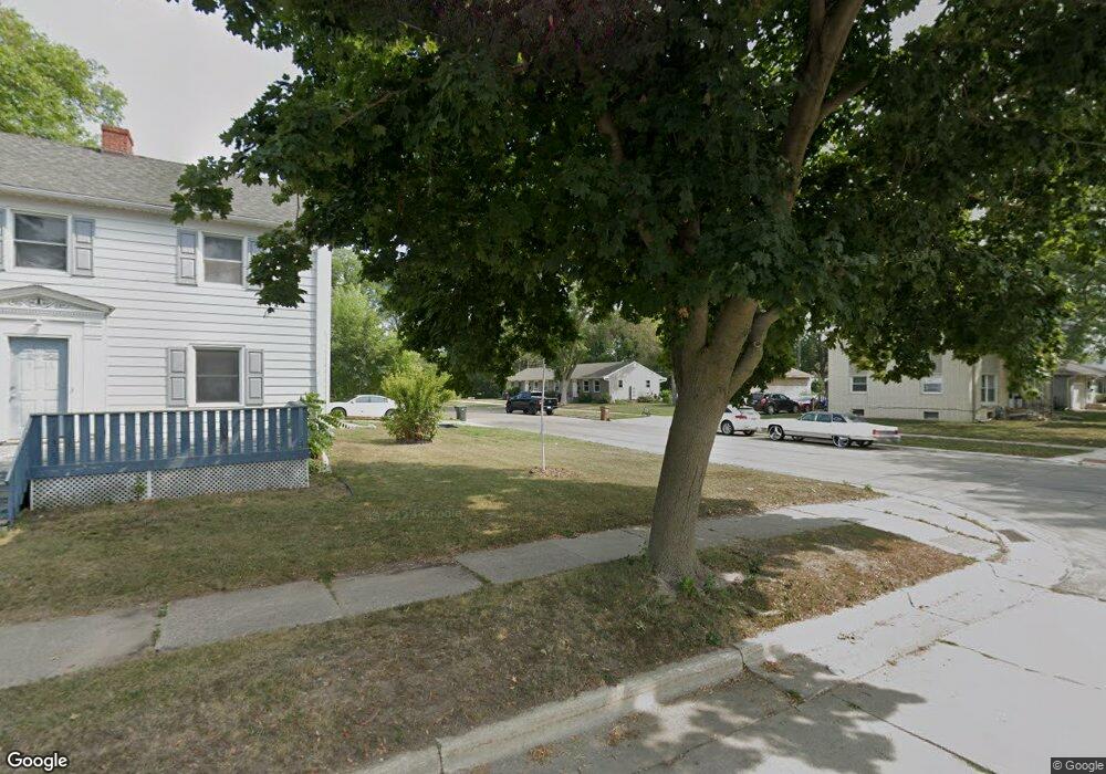 1301 5th St SE, Austin, MN 55912 - photo 1