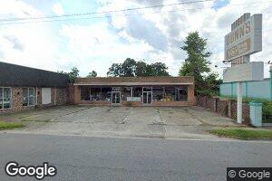 8 S Morgan Ave, Andrews, SC 29510
