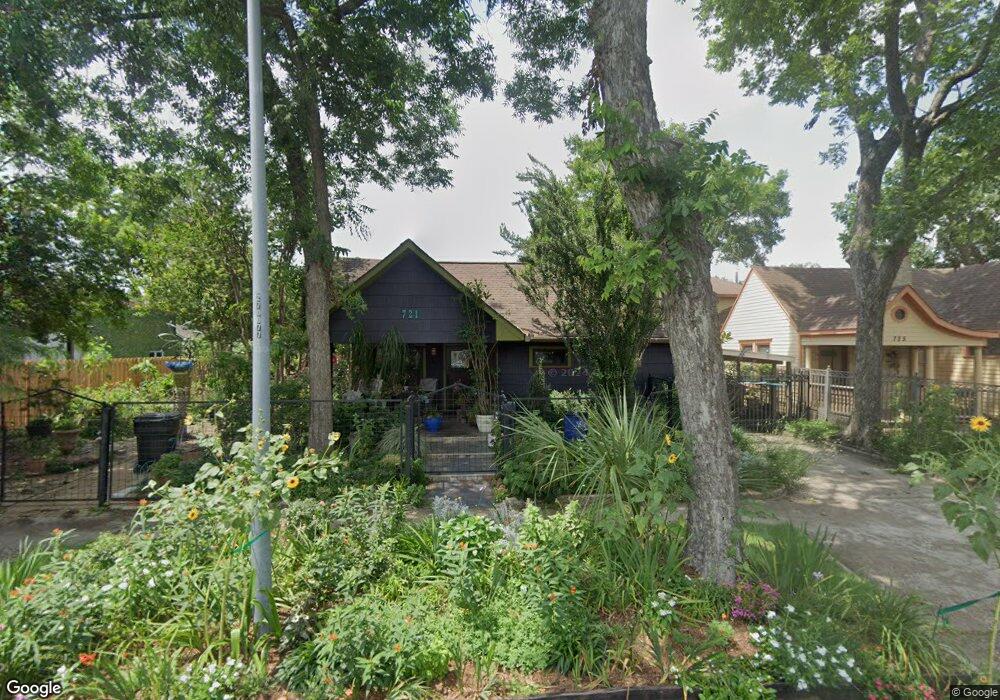 721 Algregg St, Houston, TX 77008 - photo 1