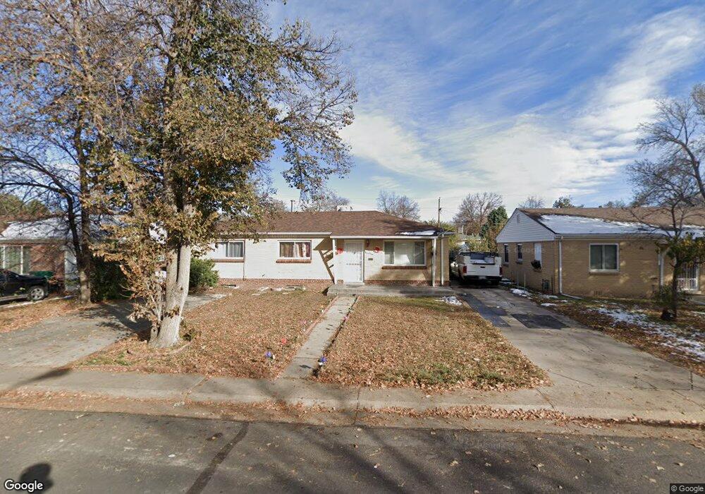 2340 Lansing St, Aurora, CO 80010 - photo 1