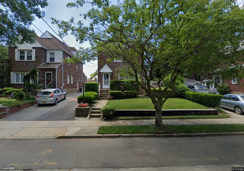 48 Canterbury Gate, Lynbrook, NY 11563 - photo 1