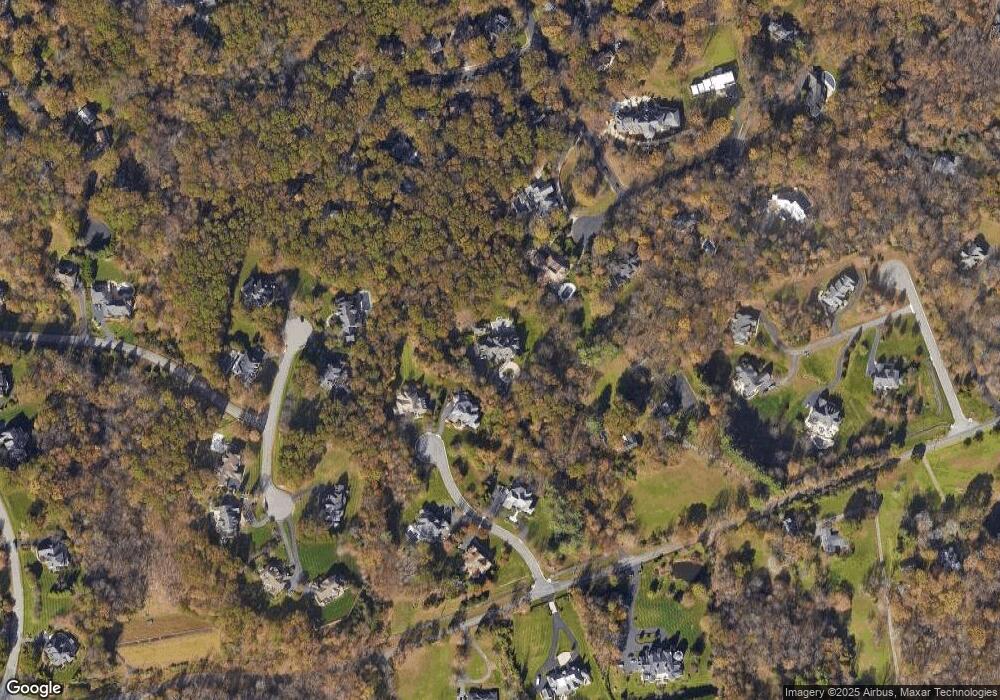 11210 Stuart Mill Rd, Oakton, VA 22124 - photo 1