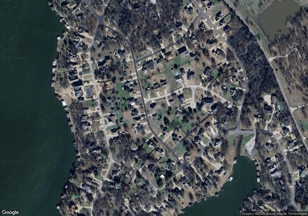 115 Sequoya Dr, Lake Kiowa, TX 76240 - photo 1