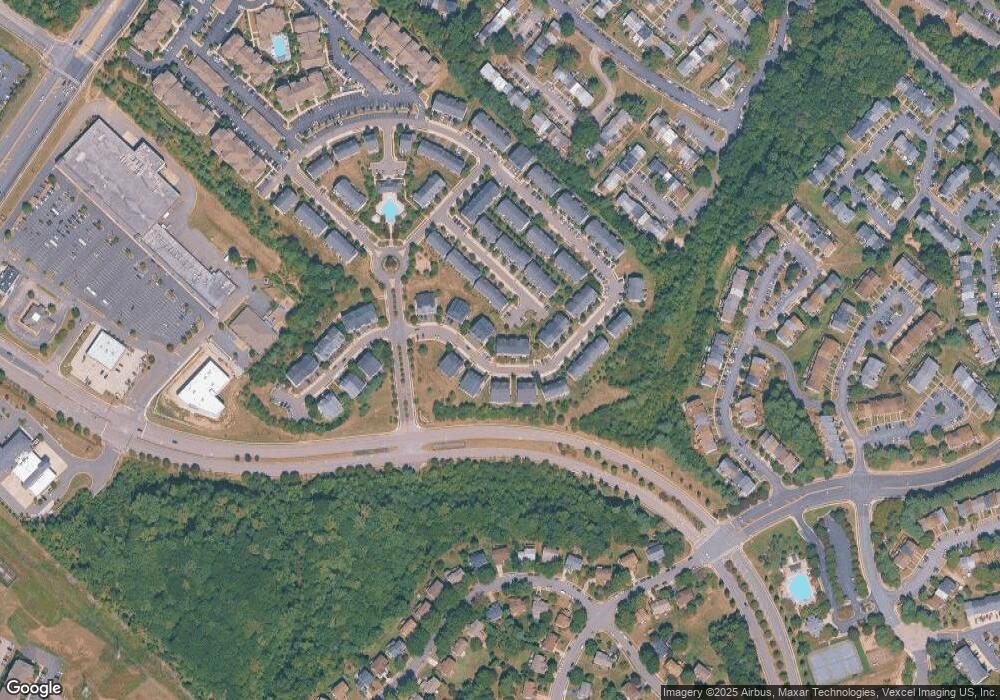 2847 Chinkapin Oak Ln unit 229, Woodbridge, VA 22191 - photo 1